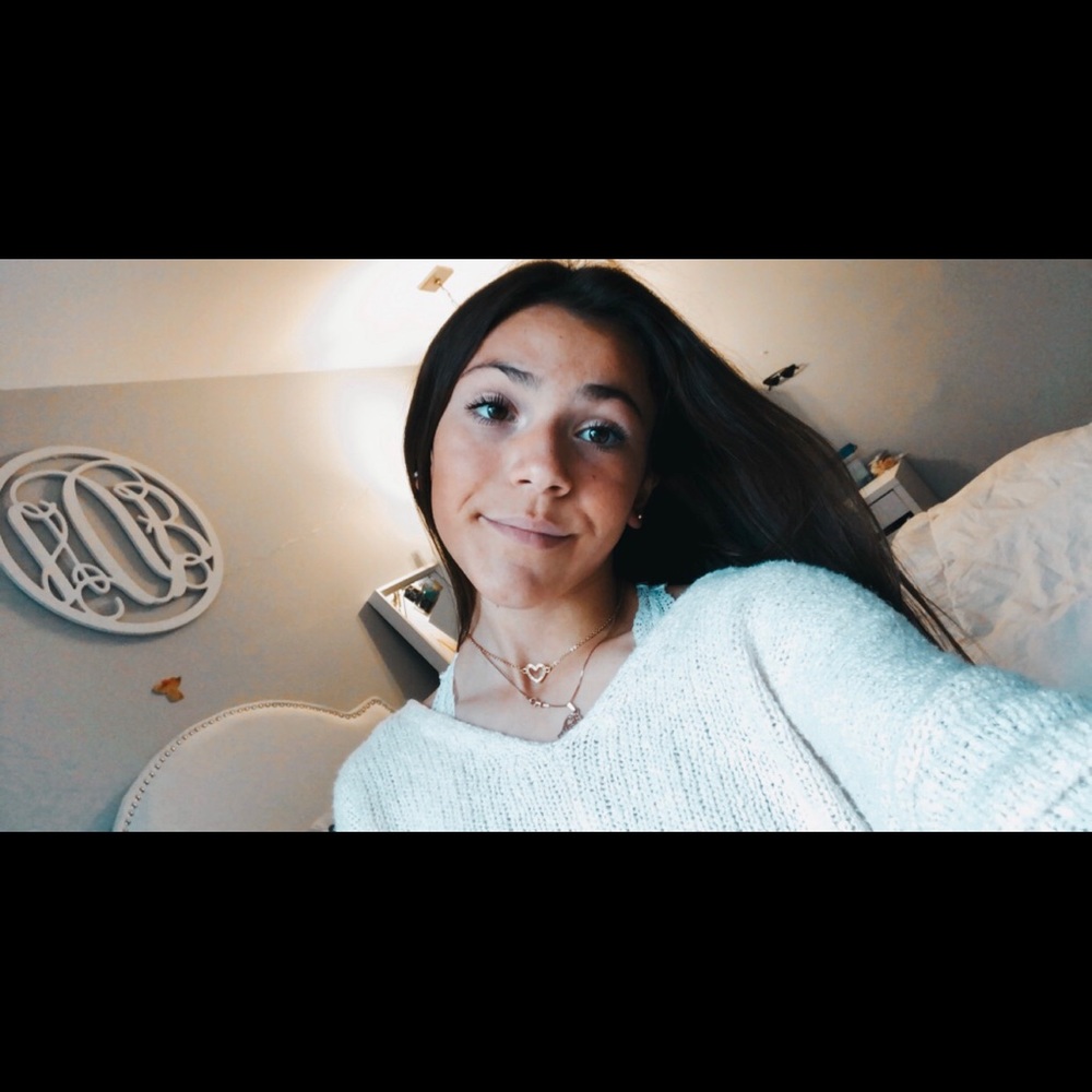 Meet your Posher, Julia